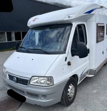 Prix : 13000€  FIAT 2.3 110 CH Bürstner Solano T 615 , année : 2006 , kilométrage : 72000 Km , permis B , panneaux solaires, test d’étanchéité okok , 4 places , 4 couchages, permis B , diesel, manuelle , 