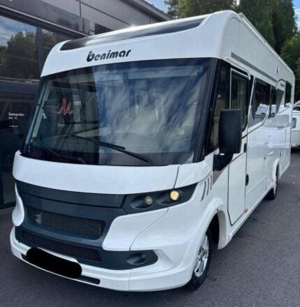 Prix : 24000€  FIAT 2.3 150 CH Benimar Aristeo , automatique, année : 2014 , kilométrage : 48200 km , diesel , permis B , panneaux solaires , 4 places , 4 couchages , test d’étanchéité ok