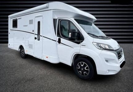 Prix : 35000€ ! 2022   FIAT 2.2 140 Ch Dethleffs Trend T 7057 , kilométrage : 58000 Km , année : 2022 , manuelle , diesel, 4 places , 4 couchages , permis B , panneaux solaires , test d’étanchéité ok, porte vélo
