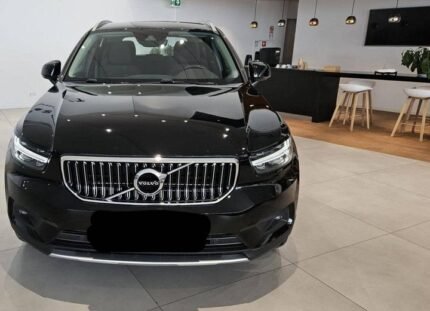 Prix : 16000€  Volvo XC40 T4 R-Design Plug-In Hybrid ( essence + électrique ) 1.5 216 CH , année : 2021 , kilométrage : 30500 Km , automatique
