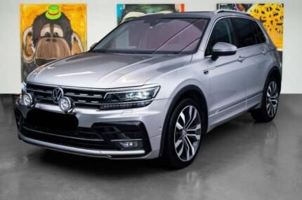 Prix : 15000€  Volkswagen Tiguan WEBASTO l RLINE l ADAPTIVCRUISE l attelage l LAV KM l 190 CH | diesel | automatique | année : 2018 , kilométrage : 68000 Km , 