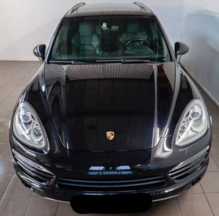 Prix : 17000€  📍 PRENEZ RENDEZ-VOUS POUR VOIR ET TESTER. LIVRAISON POSSIBLE   Porsche Cayenne Diesel 3.0 211 CH /Cruise/ PANORAMIQUE /Park.V/Navi .R/attelage /DAB+ / année : 2014 , kilométrage: 114735 km / 