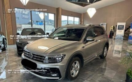 Prix : 15000€  Volkswagen Tiguan 2.0-150CH D/4x4/Webasto/R-Line/4x4/ACC//ATTELAGE / AUTOMATIQUE / DIESEL / année : 2020 , kilométrage : 52000 Km