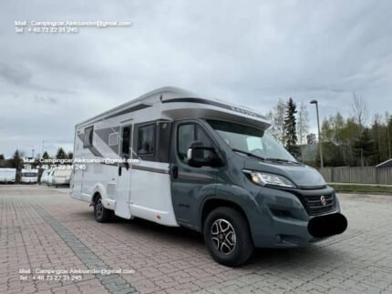 Prix : 52500€ ! Année: 2023   FIAT 2.3 140 CH Rapido 696F - / 140 CV / AUTOMATIQUE / 3650KG / 3500KG / CHASIS LEGER / NAVI / R.KAMERA / QUEENBED / RAISED BED / année : 2023 , diesel , 4 places , 4 couchages , permis B , panneaux solaires