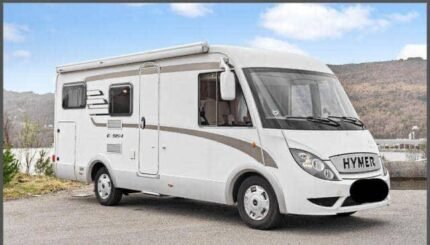 Prix : 22000€  FORD 2.2 140 CH Hymer EX 562, année : 2014 , kilométrage : 32500 Km , 4 places , 4 couchages , permis B , panneaux solaires