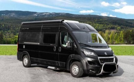 Prix : 25000€  Peugeot 2.0 163 CH Tourner, année : 2018 , 47 000 km certifié , 4 couchages , 4 places , permis B , panneaux solaires