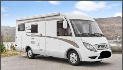 Prix : 22000€  FORD 2.2 140 CH Hymer EX 562, année : 2014 , kilométrage : 32500 Km , 4 places , 4 couchages , permis B , panneaux solaires