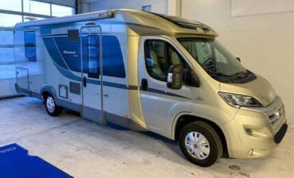 Prix : 20000€  FIAT 2.3 130 CH Bürstner Nexxo t , année : 2015 , manuelle , 66000 Km , 4 places , 4 couchages, permis B , panneaux solaires