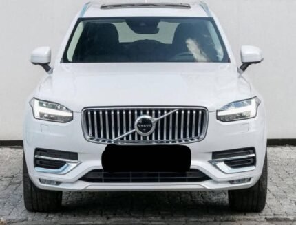 Prix : 25000€  Volvo XC90 B5 D 235HP+14HP AWD Inscription 7 places , année : 2020 , kilométrage : 75930 km , diesel , automatique, panoramique
