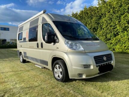 PRIX : 14000€  Fiat Ducato 3.0 177 CH Pøssl Pøssl Globecar 3.0 Automatic, lithium, solaire, attelage , année : 2011 , kilométrage : 110.000 , diesel , manuelle , 4 places , 4 couchages , panneaux solaires