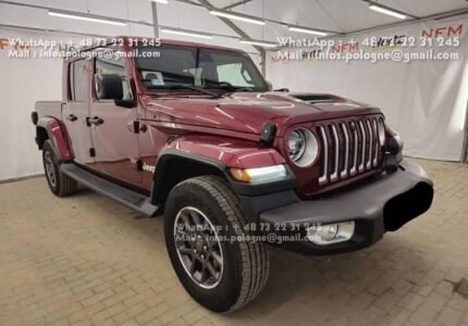 Prix : 35000€  Jeep Gladiator 3.0 264 CH , diesel , automatique , année : 2021 , kilométrage : 18792 km