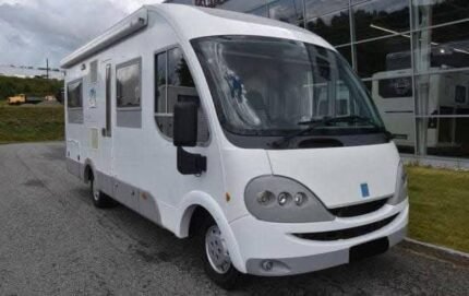 Prix : 13000€  FIAT 2.8 145 CH Knaus SUNLINER intégral ! 2005 , 65000km ( certifié) , Manuel , Diesel , 4 places , 4 couchages permis B ,panneaux solaires 