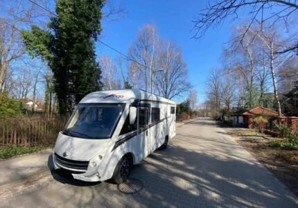 Prix : 37000€   Fiat 2.3 160CH Carthago C-COMPACTLINE I141 , année : 2021 , kilométrage : 22 000 km , diesel , automatique, 4 places , 4 couchages, 3 500 kg , permis B , panneau solaire , test d’étanchéité ok, 
