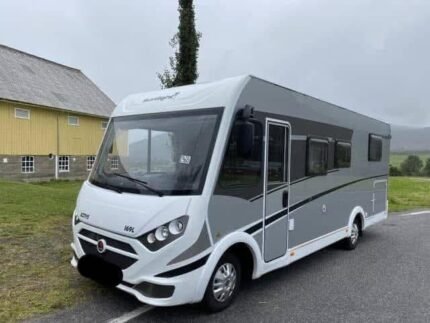 Prix : 27000€  FIAT 2.3 131 Sunlight , année : 2018 , diesel , 39000 Km , 4 places , 4 couchages , CELLULE SOLAIRE I LITHIUM I Lit queen I Lit bas I Grande salle de bain et douche , permis B , test d’étanchéité ok , 