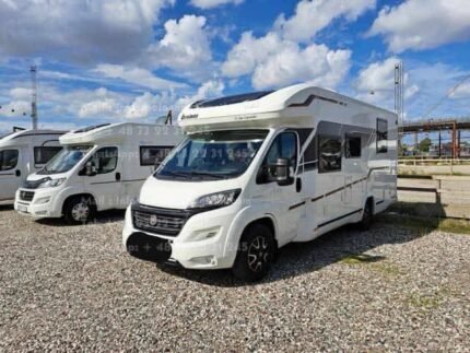 Prix : 27500€  FIAT 2.3 150 CH Benimar Mileo 294 , année : 2017 , kilométrage : 74200 Km , 5 places , 5 couchages , permis B , panneaux solaires , porte vélos , 