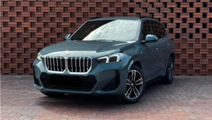 Prix : 25000€ ! 2024   BMW X1 sDrive20i mHEV sport , année : 2024 , hybride ( essence + électrique) , kilométrage : 5500 Km