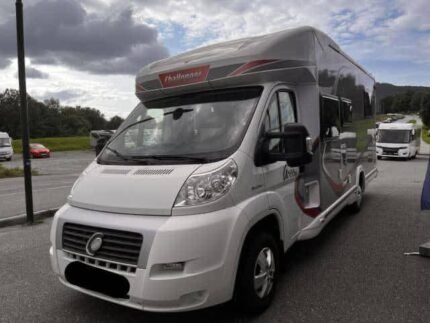 Prix : 19500€  FIAT 2.3 150 CH Challenger Graphite 388 , année : 2014 , kilométrage : 31000 Km , diesel , manuelle , 4 places , 4 couchages , permis B , lit centrale , test d’étanchéité ok , porte vélo ! 