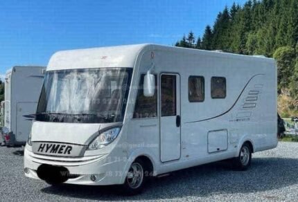 Prix : 24000€  FIAT 3.0 160 CH Hymer B598 , année : 2011 , kilométrage : 84300 Km , automatique. Diesel , 4 places , 4 couchages, panneaux solaires, porte vélo , lit centrale , douche séparée 