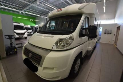Prix : 18000€  FIAT 3.0 157 CH Adria CORAL S 670 , année : 2011 , automatique , 5 places , 5 couchages, diesel , panneaux solaires , permis B , test d’étanchéité ok
