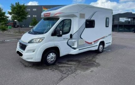 Prix : 20000€ , 18500 Km  FIAT 2.3 131 CH Challenger Genesis , année : 2016 , kilométrage : 18500 Km , 4 places , 3 couchages , diesel , manuelle