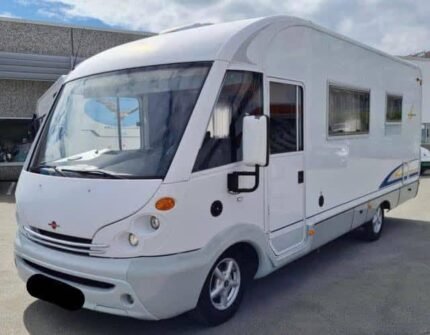 Prix : 10500€  FIAT 2.8 128 CH Bürstner 680i Elegance , année : 2003 , kilométrage : 72000 Km , 4 places Manuelle , Dièse , 4 couchages , permis B , 