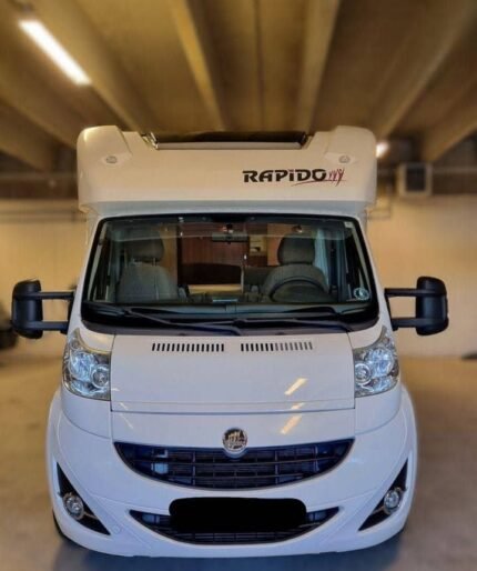 Prix : 17500€ ✅disponible en Pologne : Rapido 776 FF – 2011 – Très peu de kilomètres (55 633 km) – Parfaitement équipé : lit pavillon, chauffage Truma Combi E, caméra de recul, TV, alarme gaz, store, antenne RiksTV, skyroof, etc