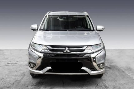 Prix : 10000€! Mitsubishi Outlander PHEV AWD Instyle | Caméra 360° | Rockford | CarPlay | Attelage | 284ch