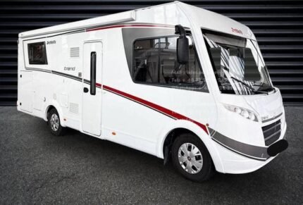 Prix : 30000€     Fiat 2.3 150CH Dethleffs Trend I 7057 , automatique , diesel , année : 2018 , Kilométrage: 77 000 , 3 850 kg , permis B , 4 places , 4 couchages, panneaux solaires , porte vélos , test d’étanchéité ok