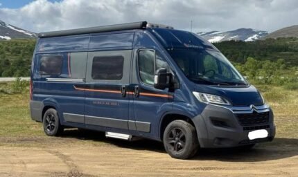 Prix : 20500€ , Pössl Globecar Globestar 600 L – 2016     ✅ Bybobil compact – 5,99 m – 2 couchages – 2 ans de garantie  ✅ Seulement 69 500 km – Citroën 2.2L 131 ch – Boîte manuelle