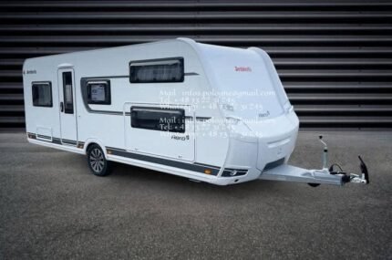 Prix : 14500€   Caravan Dethleffs Aero 530 KR , année : 2023 , Poids  1 800 kg , Longueur 773 cm ,   6 couchages, panneaux solaires , test d’étanchéité ok ,