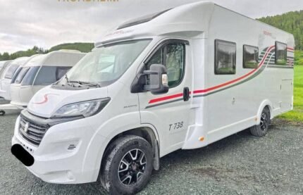 Prix : 23000€ ✅ Disponible en Pologne 🚐 SOLIFER ACTION T 738 | 2019 | 26 100 km | 4 couchages | 4 places CG | 131 ch | 740 cm | Très bien entretenu | Chauffage & Isolation hiver ❄️ lit centrale