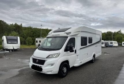 Prix : 22000€ ,✅ Disponible en Pologne , Weinsberg CaraLoft R58 – 2017 – 43.200 km – 131 ch – Très bon état – Lit jumeaux + lit de pavillon – Truma Combi – COC DISPONIBLE