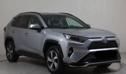 Prix : 15000€ , TOYOTA RAV4 Plug-in Hybrid AWD-i ACTIVE – 2021 – 50.035 KM – 306 CH – 4X4 – AUTOMATIQUE – TOUT ÉQUIPÉ – REMORQUAGE 1.500 KG – GARANTIE – TVA INCLUSE
