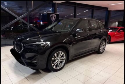Prix : 11000€ , BMW X1 xDrive25e – 2021 – 220 ch – Hybride Rechargeable – Sport Line