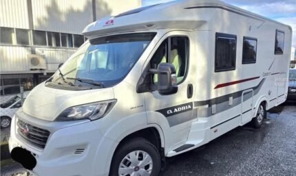 Prix: 23000€! Adria Coral S 690 SC – 2015 - 131 CH - 63 000 KM - 5 places - 4 couchages - Confort, qualité et liberté sur quatre roues