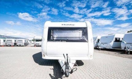 Prix : 10000€ ! CARAVANE HOBBY 650 – 2013 – 6 places – 6 couchages – Parfaite pour la famille