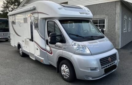 Prix : 23500€! Rapido S7 / 790DF – Camping-car haut de gamme – 2014- 93700 KM- 150 ch – Boîte automatique – Panneau solaire – Lit central Queen Size - 4 places carte grise - 4 couchages
