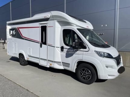 Prix: 28000€! LMC Tourer H 660 | 2022 | 2 821 KM | 140 CH | 4 place carte grise | 4 couchages | Bobil moderne avec équipement haut de gamme